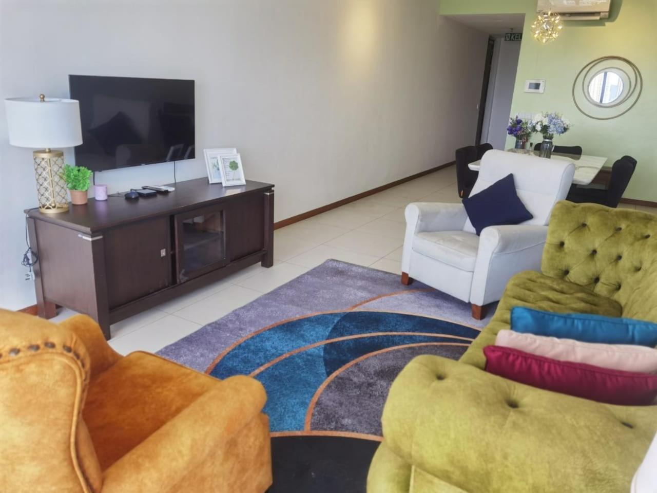 Tree Family Executive 3 Bedroom /8 Pax Gurney * Tanjung Tokong