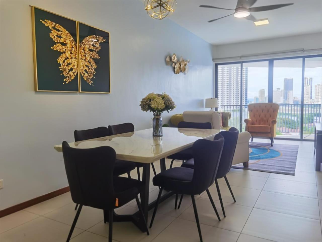 Tree Family Executive 3 Bedroom /8 Pax Gurney Apartment Tanjung Tokong
