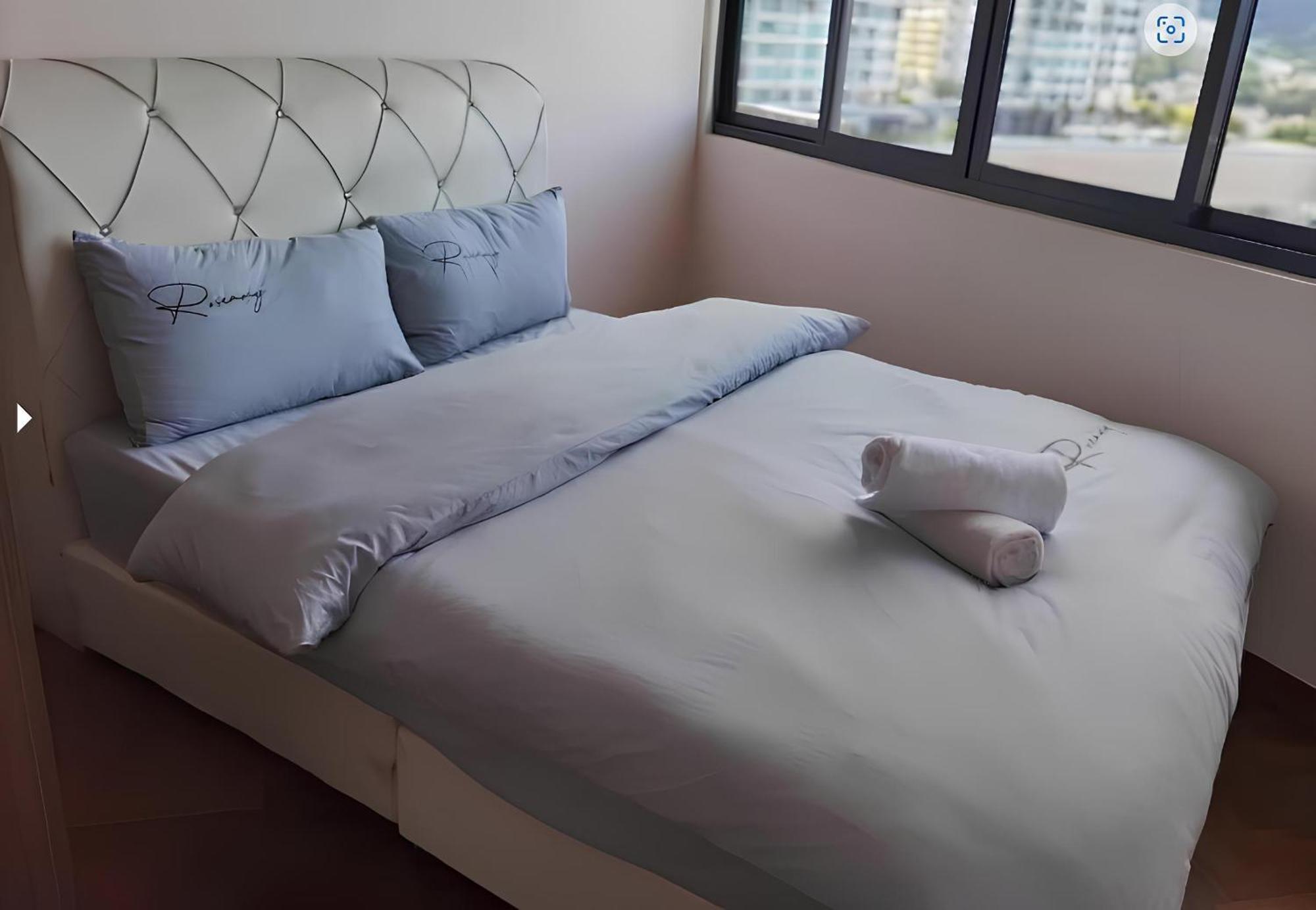 Tree Family Executive 3 Bedroom /8 Pax Gurney *