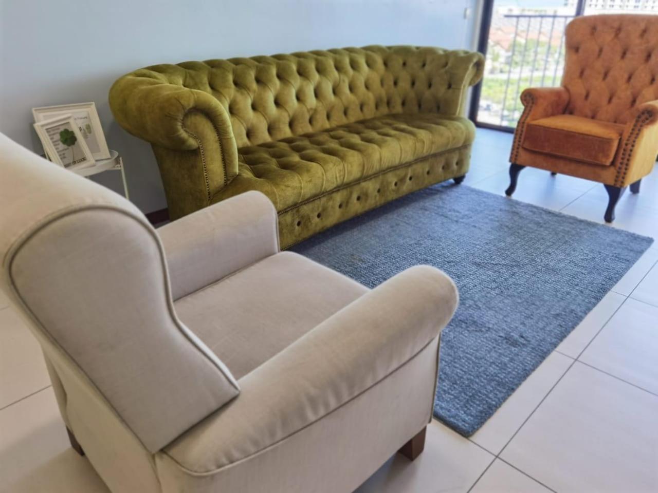 Tree Family Executive 3 Bedroom /8 Pax Gurney Apartment